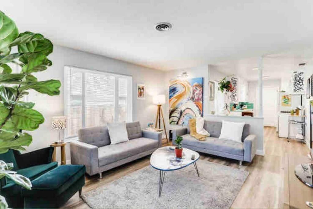 Smart Eclectic Art House Near Uc Davis Med Center Holiday home *